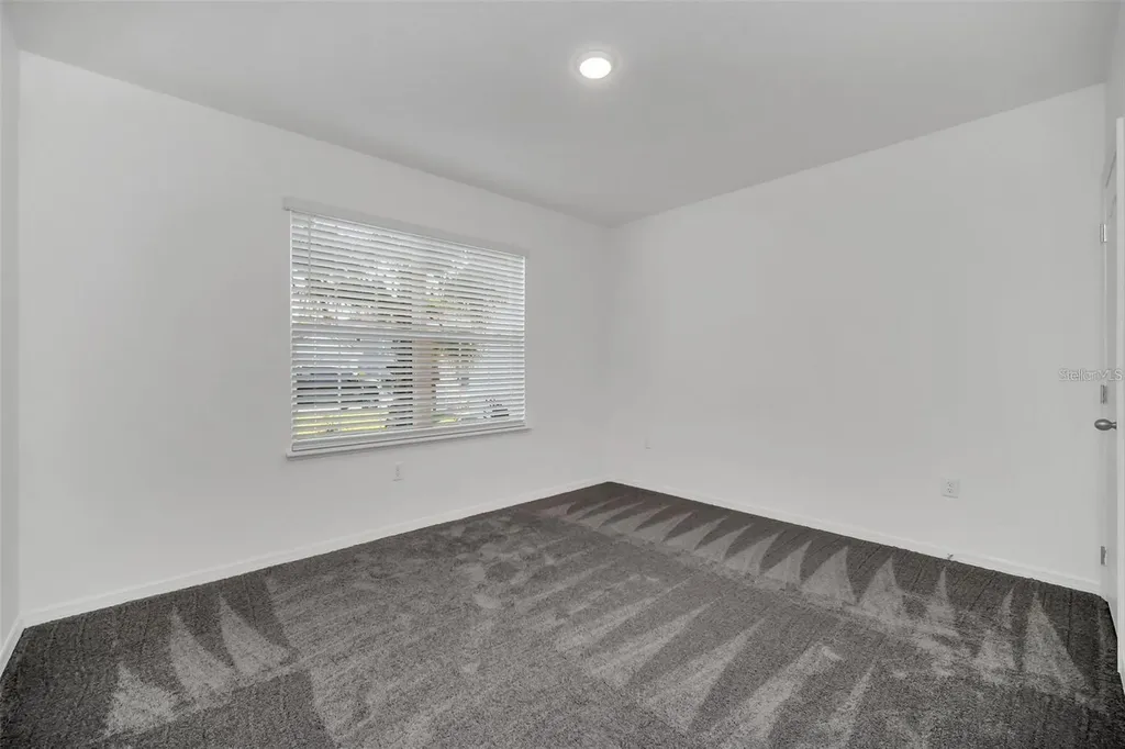 1154 Oak Bluff Drive Davenport FL 33837