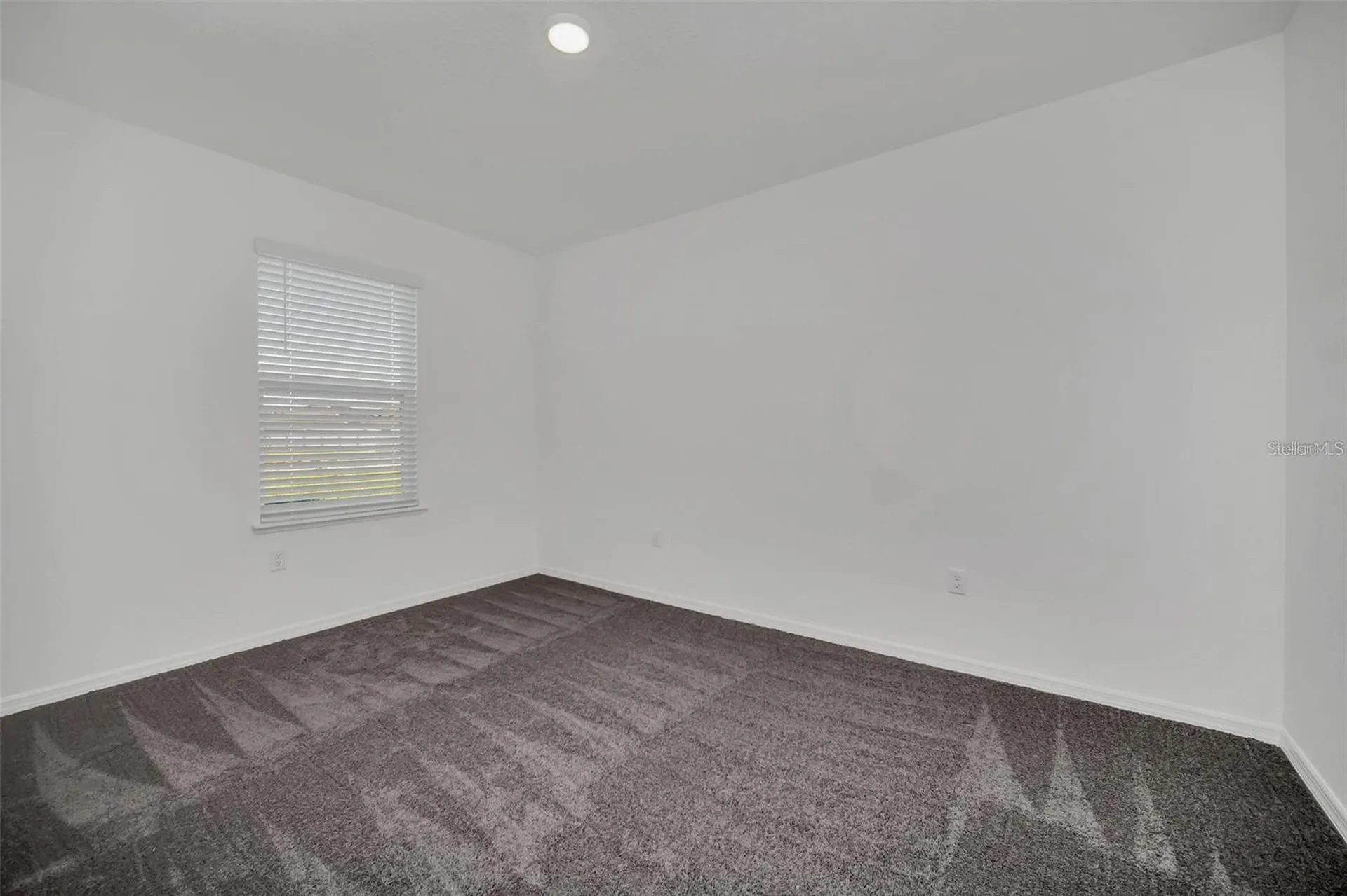 1154 Oak Bluff Drive Davenport FL 33837