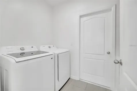 1154 Oak Bluff Drive Davenport FL 33837