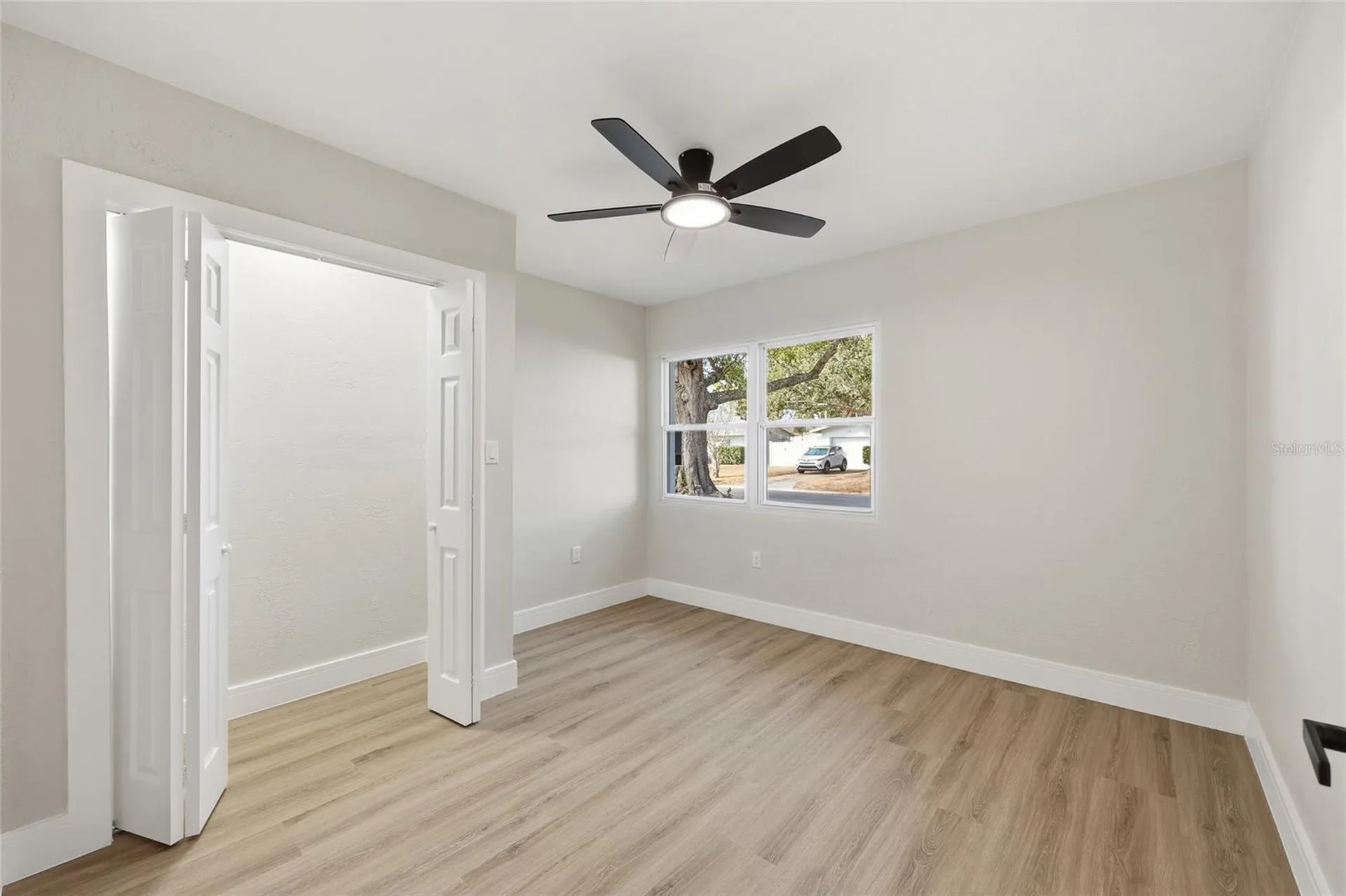 5550 5th Way S St Petersburg FL 33705