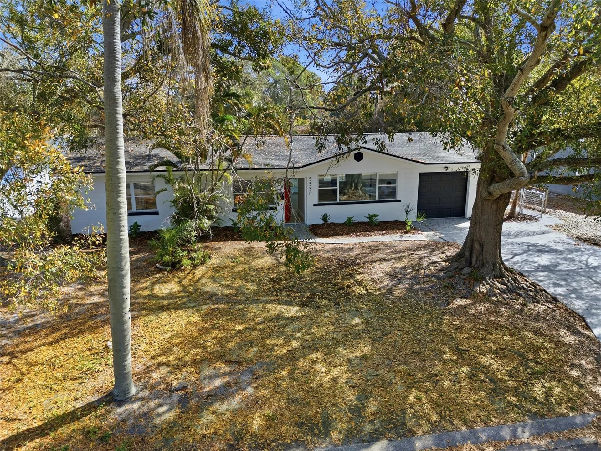 5550 5th Way S St Petersburg FL 33705