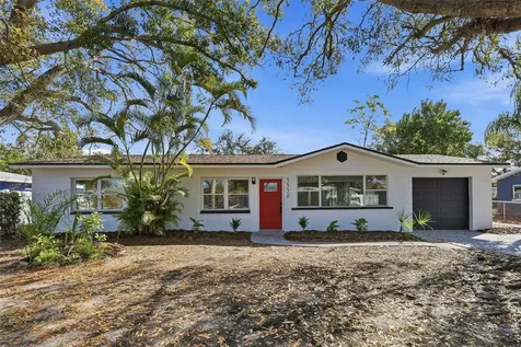 5550 5th Way S St Petersburg FL 33705