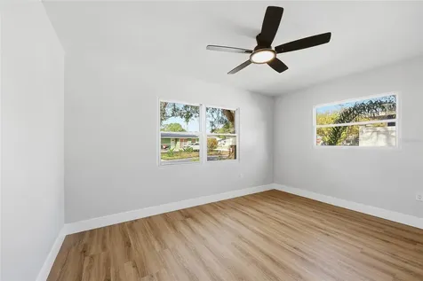 5550 5th Way S St Petersburg FL 33705