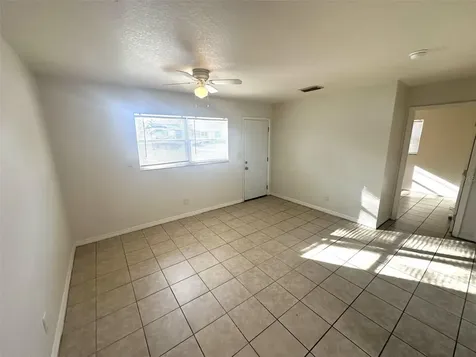 9601 N 10th Street Tampa FL 33612