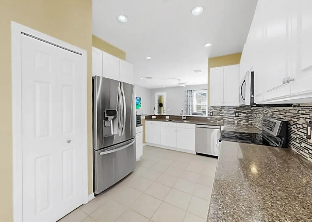 203 Oceania Court Apollo Beach FL 33572