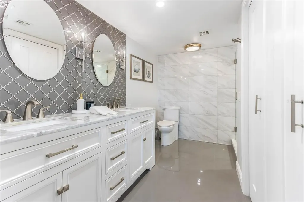 690 Island Way Clearwater Beach FL 33767