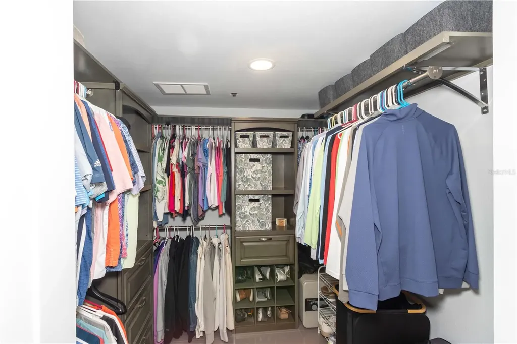 690 Island Way Clearwater Beach FL 33767
