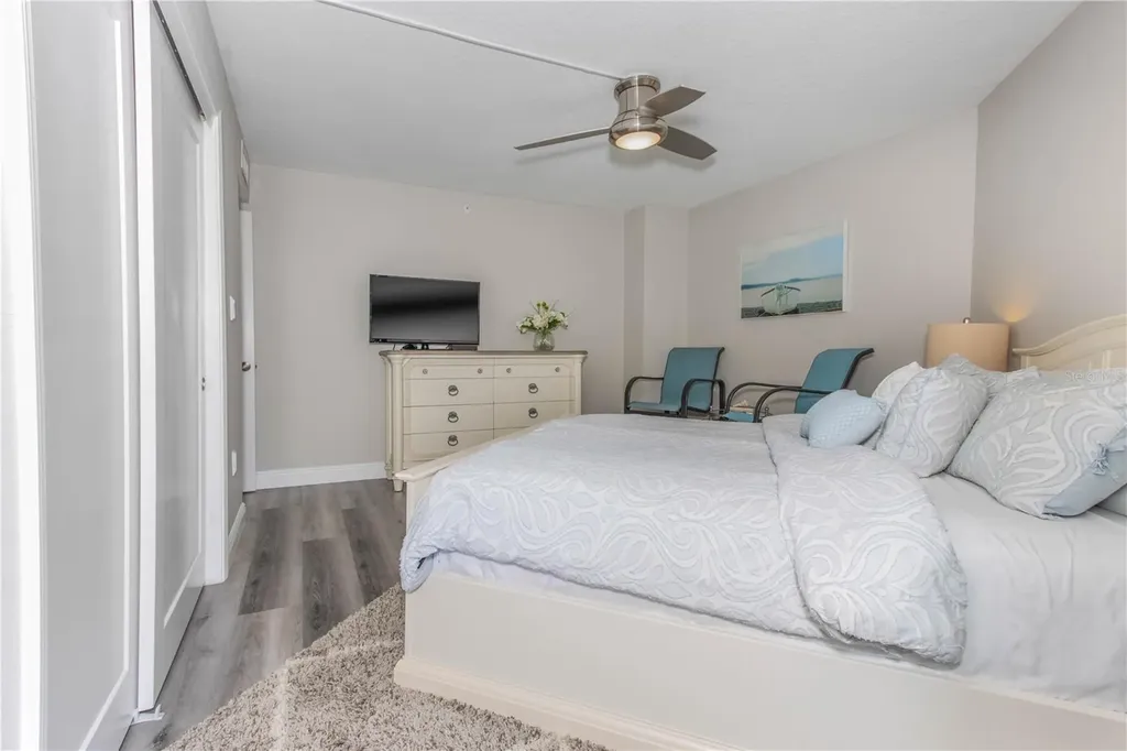 690 Island Way Clearwater Beach FL 33767