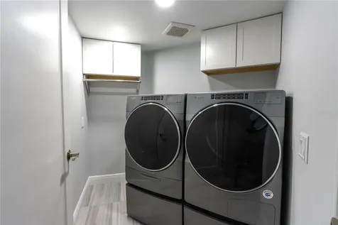 690 Island Way Clearwater Beach FL 33767