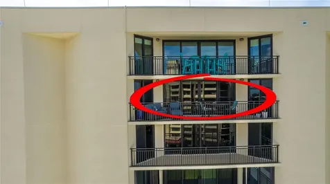 690 Island Way Clearwater Beach FL 33767