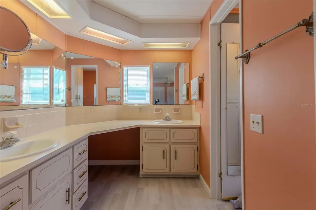 2100 Kings Highway Punta Gorda FL 33980