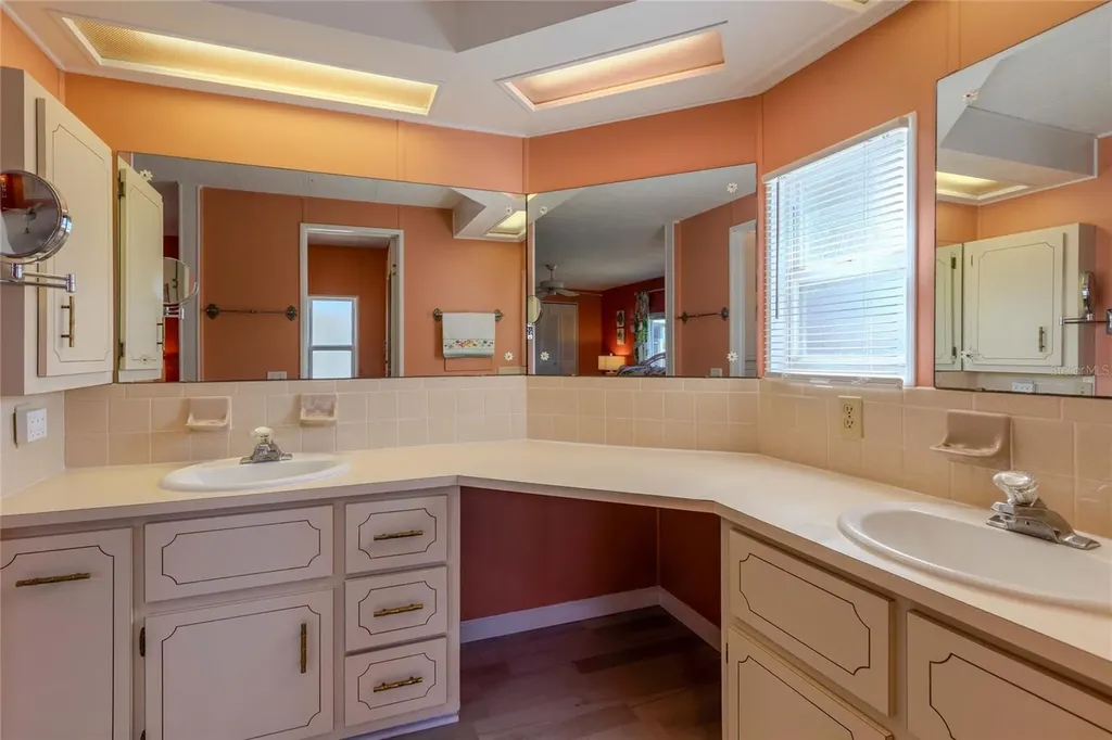 2100 Kings Highway Punta Gorda FL 33980