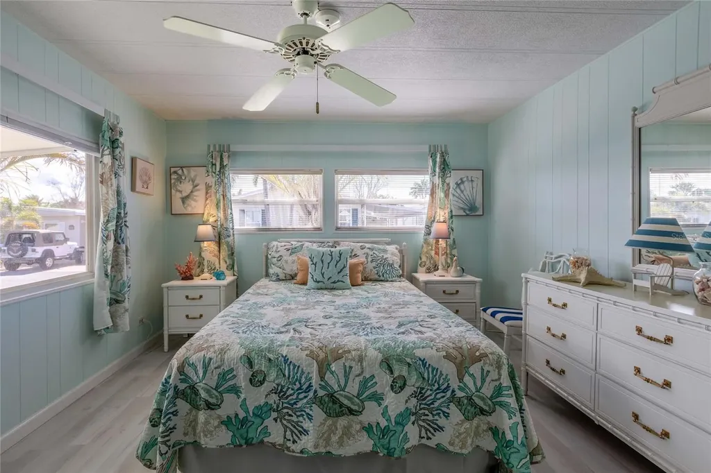2100 Kings Highway Punta Gorda FL 33980