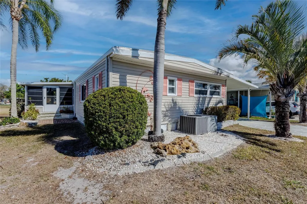 2100 Kings Highway Punta Gorda FL 33980