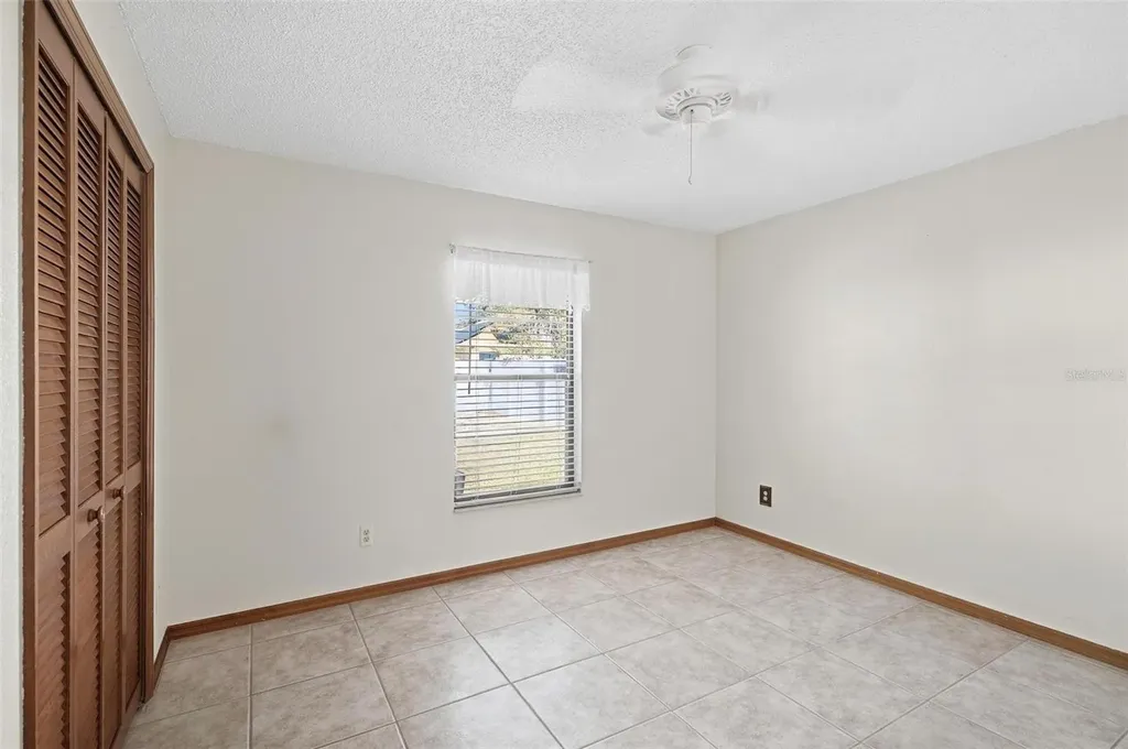 1345 Blythe Avenue Deltona FL 32725