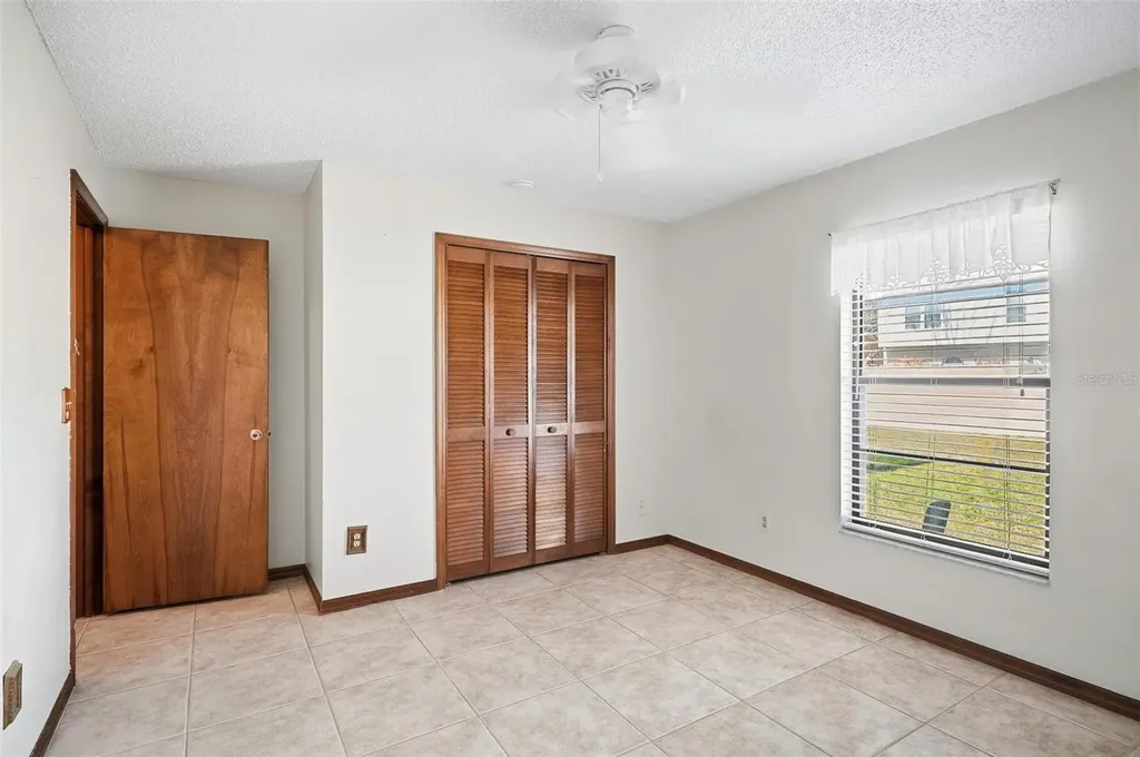 1345 Blythe Avenue Deltona FL 32725