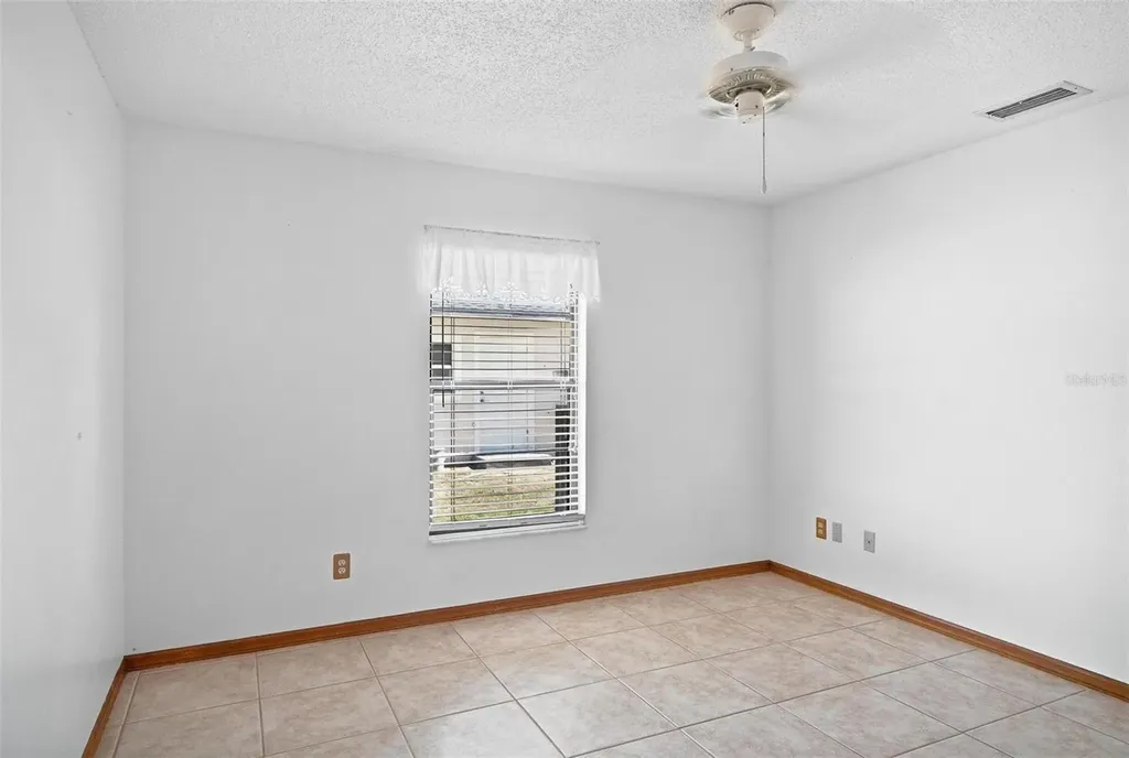 1345 Blythe Avenue Deltona FL 32725