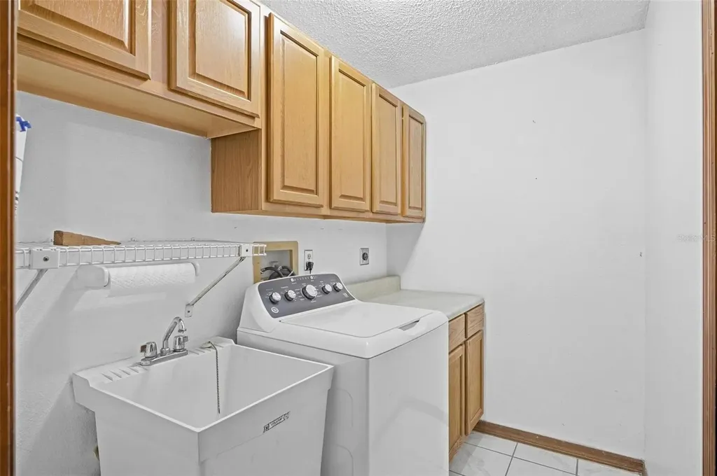 1345 Blythe Avenue Deltona FL 32725