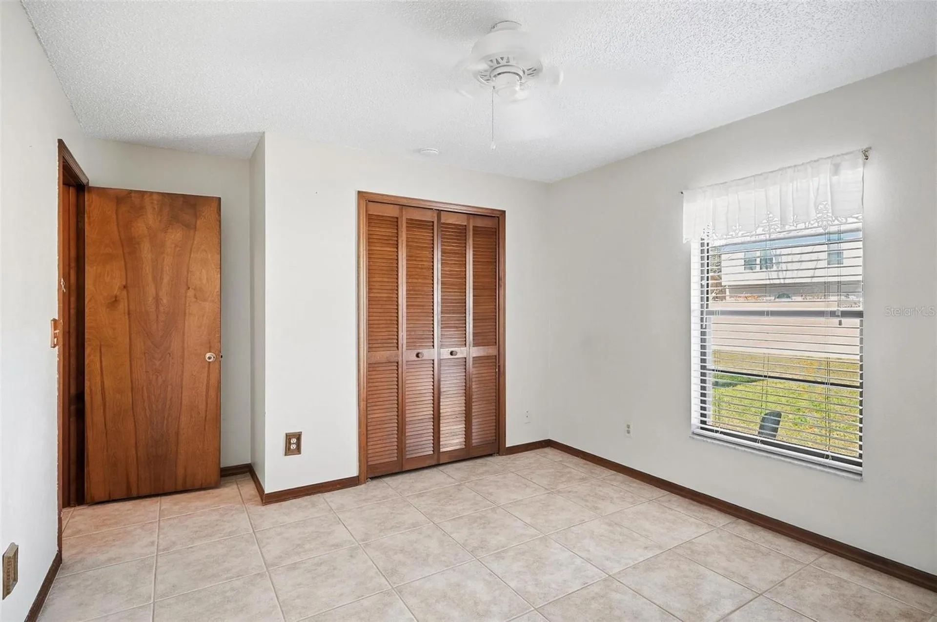 1345 Blythe Avenue Deltona FL 32725