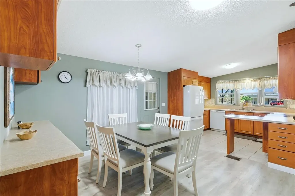 6222 Falcon Drive Englewood FL 34224