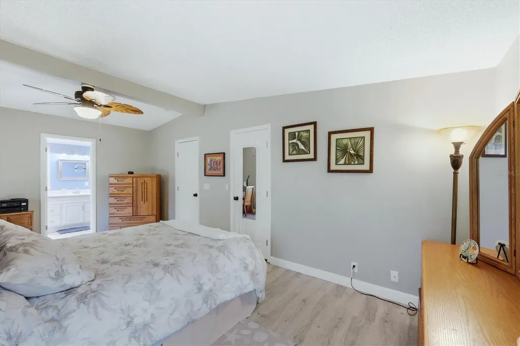 6222 Falcon Drive Englewood FL 34224
