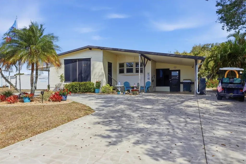 6222 Falcon Drive Englewood FL 34224