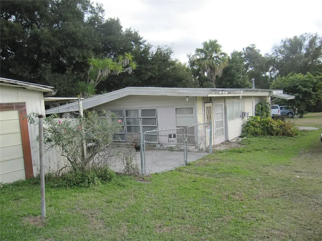 37736 Phelps Road Zephyrhills FL 33541