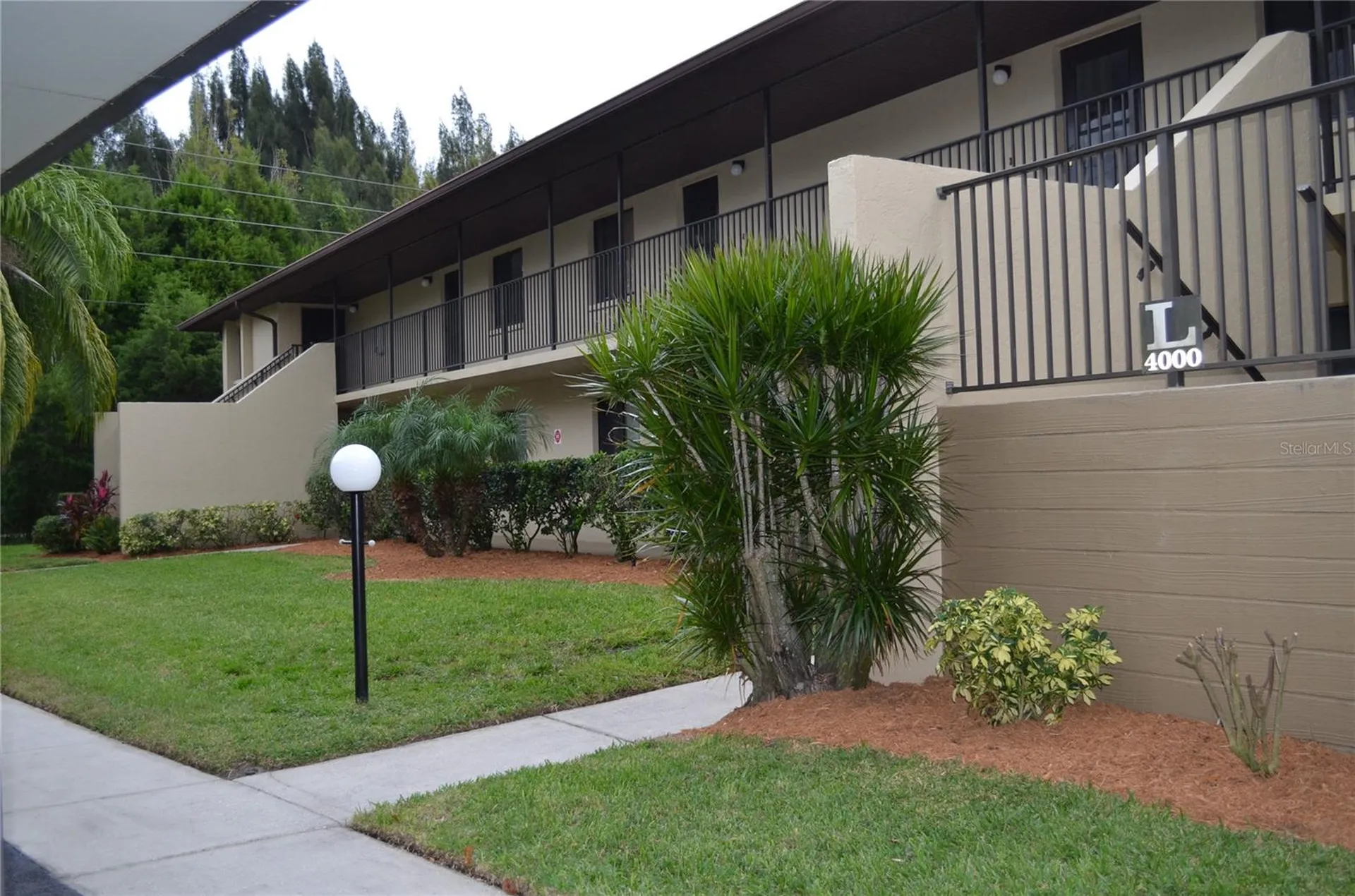 Punta Gorda FL, 4000 Oakview Drive, Unit L8