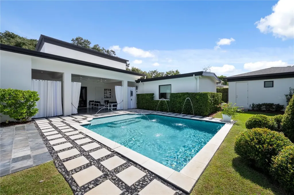 1581 Forest Avenue Winter Park FL 32789