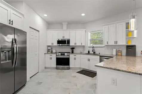 7911 N Packwood Avenue Tampa FL 33604