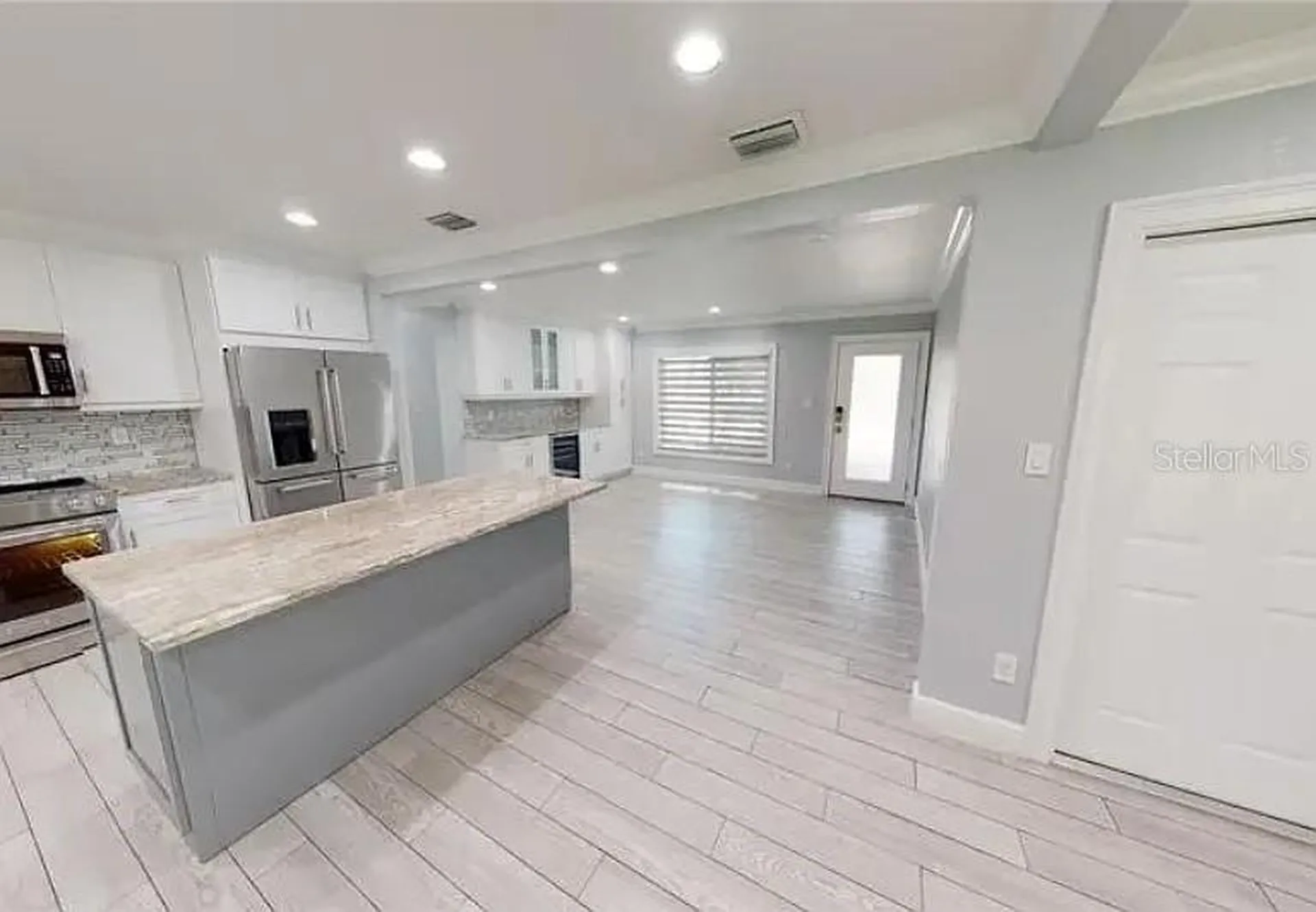 9016 Hogans Bend Tampa FL 33647