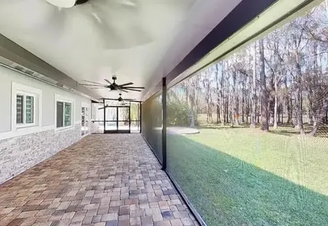 9016 Hogans Bend Tampa FL 33647