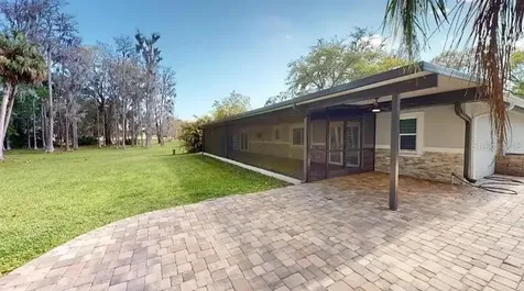 9016 Hogans Bend Tampa FL 33647