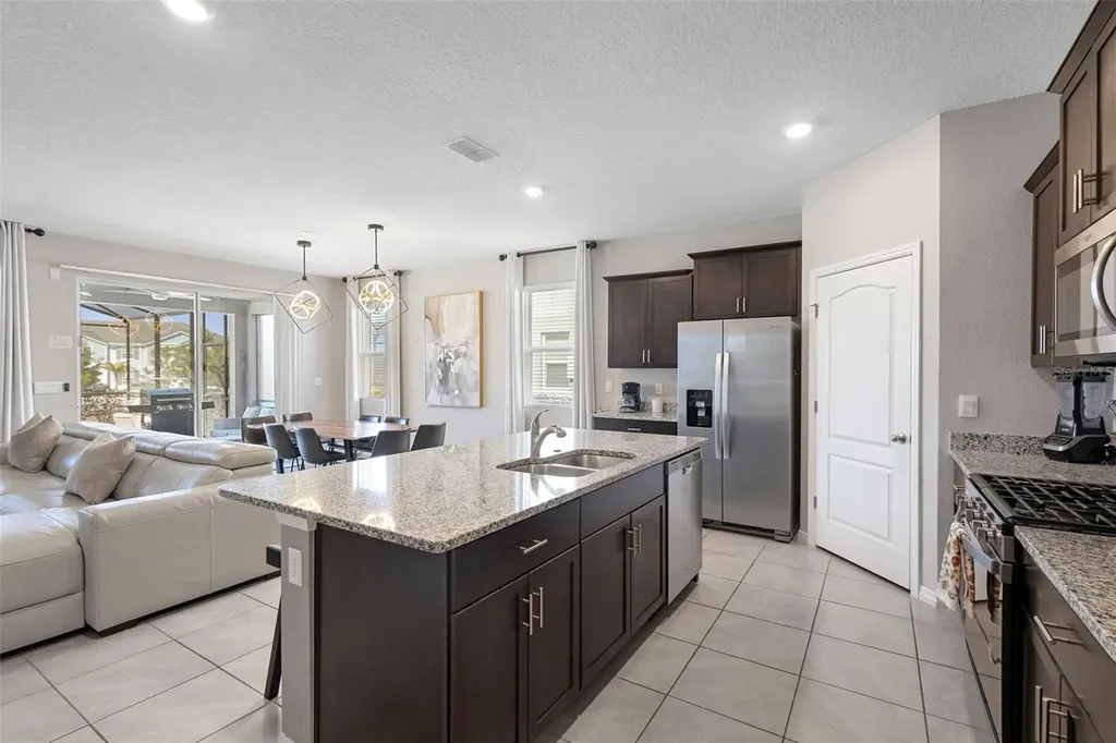 7592 Oakmoss Loop Davenport FL 33837