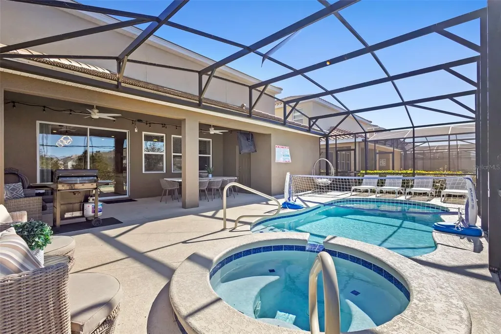 7592 Oakmoss Loop Davenport FL 33837