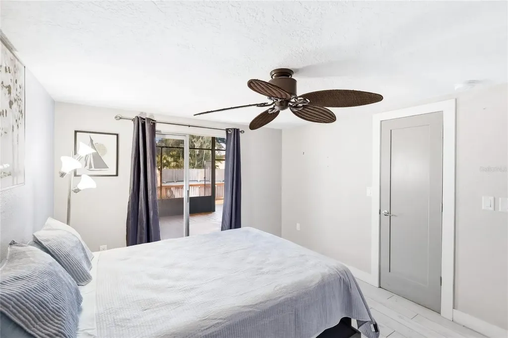 5320 Moeller Avenue Sarasota FL 34233