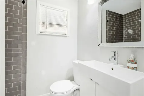 5320 Moeller Avenue Sarasota FL 34233
