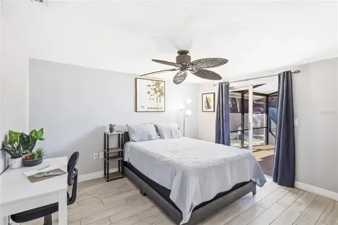 5320 Moeller Avenue Sarasota FL 34233