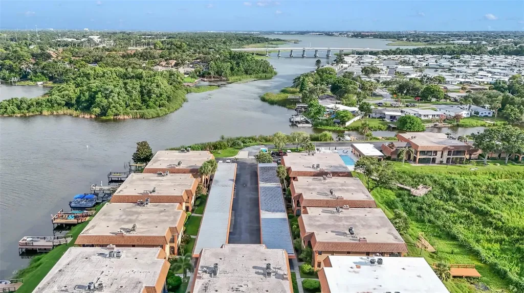 10192 Seminole Island Drive Largo FL 33773
