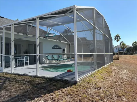 128 Lake Shore Parkway Davenport FL 33896