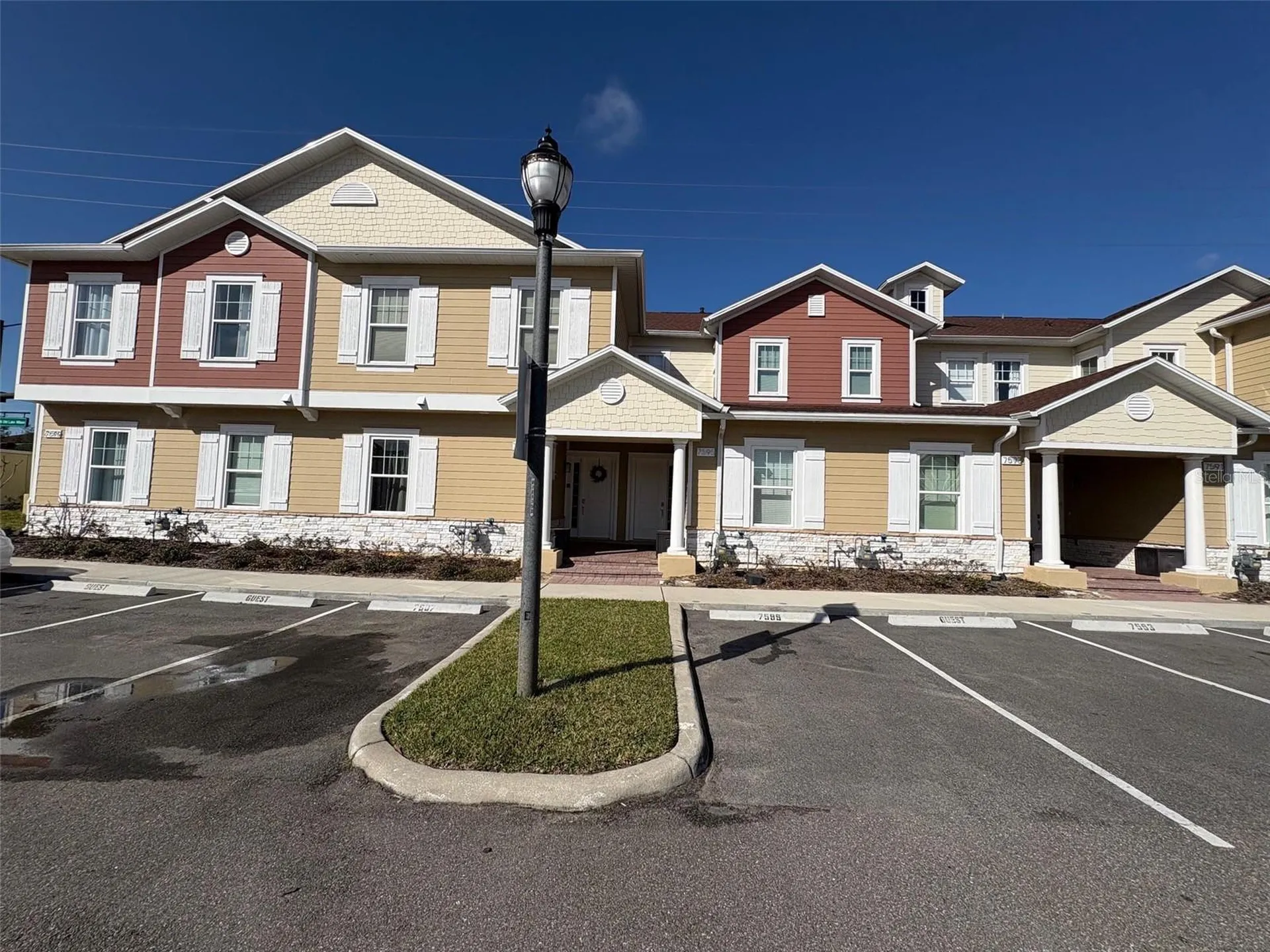 7595 Sunflower Circle Kissimmee FL 34747