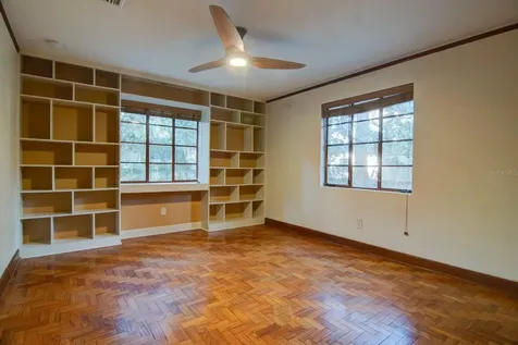 2049 NW 9th Avenue Gainesville FL 32603
