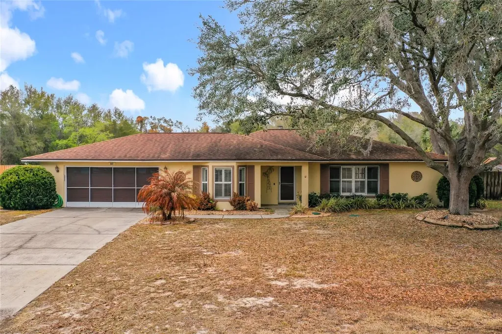 817 Berryhill Circle Fruitland Park FL 34731