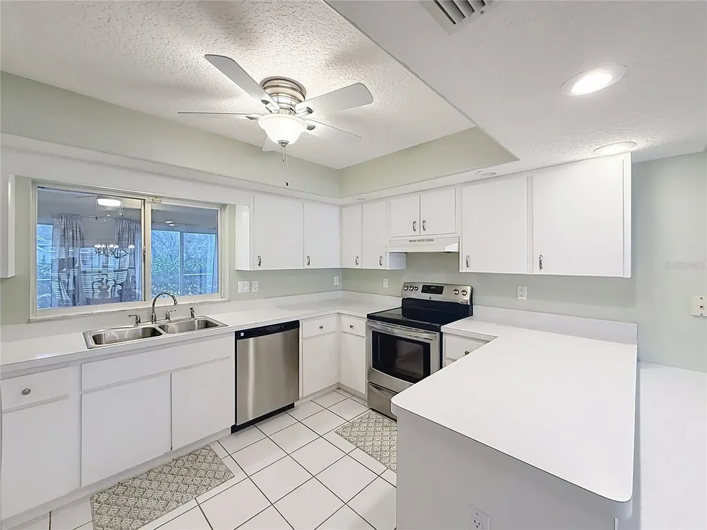 817 Berryhill Circle Fruitland Park FL 34731