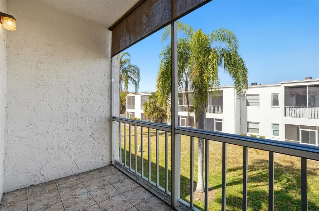 359 S Mcmullen Booth Road Clearwater FL 33759