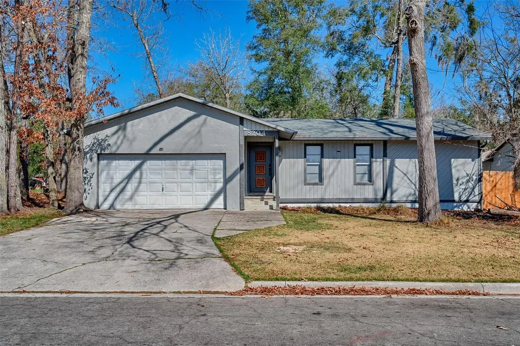 8204 SW 13th Road Gainesville FL 32607