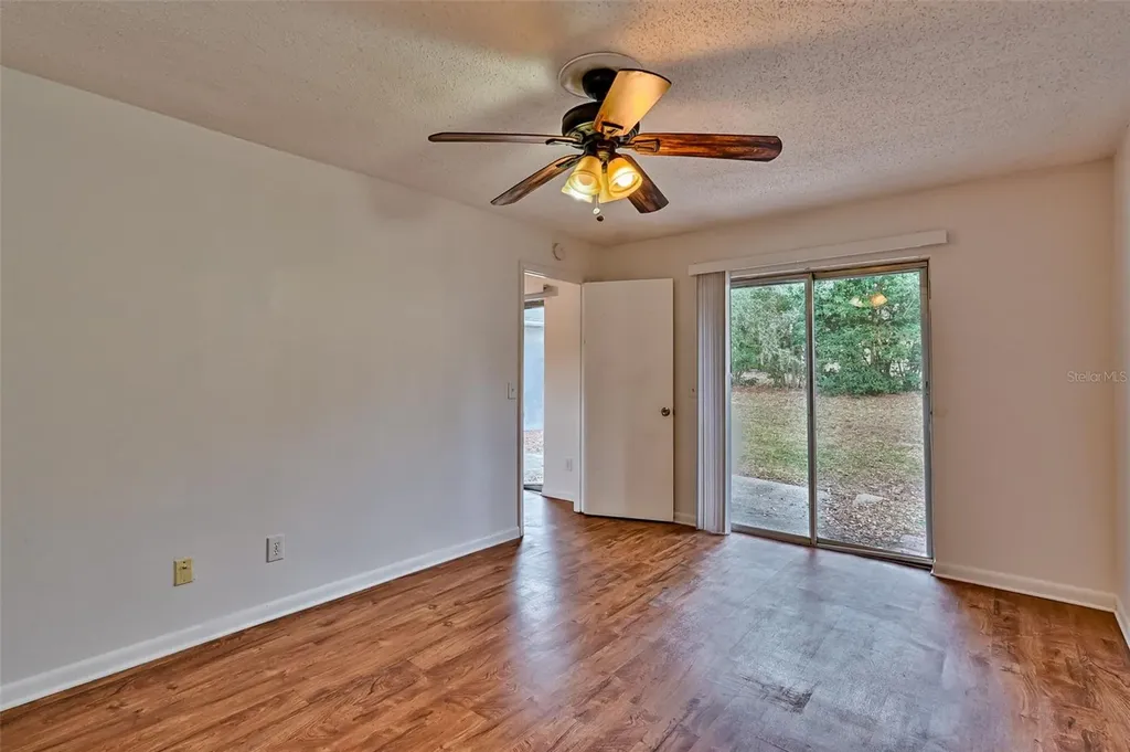 8204 SW 13th Road Gainesville FL 32607