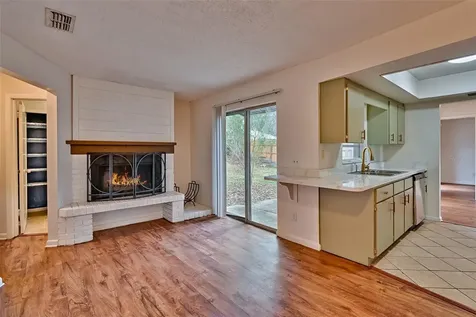 8204 SW 13th Road Gainesville FL 32607