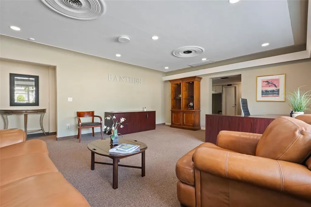 600 E Tarpon Avenue Tarpon Springs FL 34689