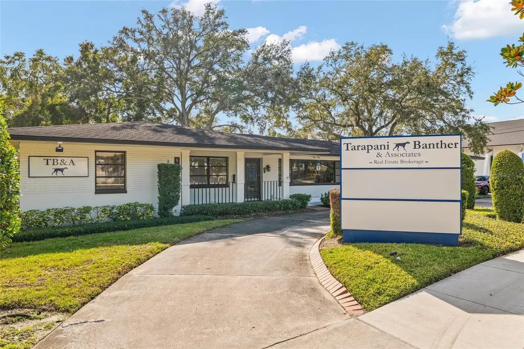 600 E Tarpon Avenue Tarpon Springs FL 34689